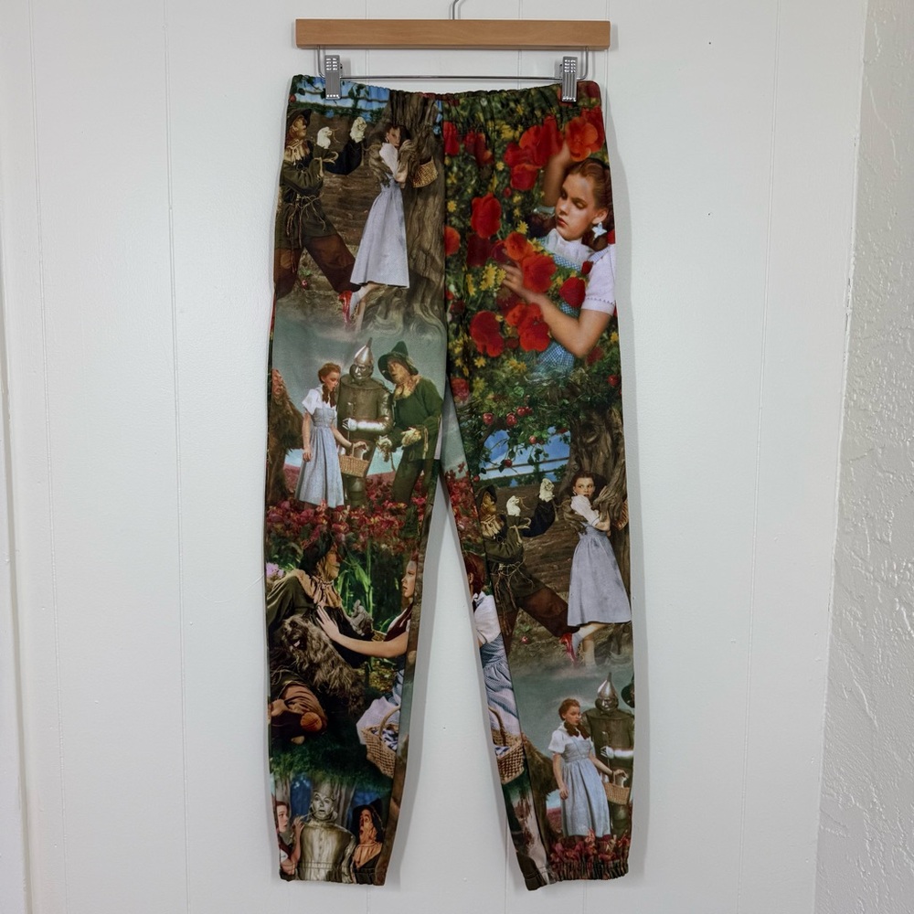 Dolls Kill X Wizard Of Oz Jogger Graphic Sweatpants - Picture 2 of 12